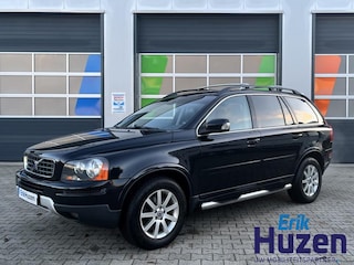 Volvo XC90 2.4 D5 MOMENTUM 5P. / Youngtimer / 4x4