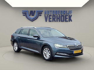 Skoda Superb Combi 1.5 TSI Business Edition Trekhaak - Carplay - NL Auto