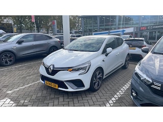 Renault Clio TCe 100PK R.S. Line | 1ste EIGENAAR / NL AUTO | ALL SEASONBANDEN | CARPLAY / ANDROID AUTO | KEYLESS | AUTOMATISCHE AIRCO |