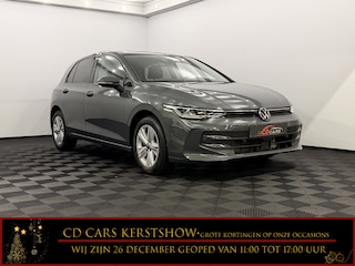 Volkswagen Golf 1.5 TSI Life Business Clima, Apple carplay, Parkeersensoren, Stoelverwarming, Sfeerverlichting, Led, Keyless start, 2 jaar garantie