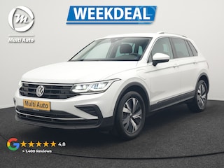 Volkswagen Tiguan 1.4 TSI eHybrid Elegance Plug In Hybrid 245pk Dealer O.H. PHEV | Trekhaak Af Fabriek | Adaptive Cruise | IQ Light | Camera | Stoelen & Stuur Verwarmd | Apple Carplay | Blis | Navigatie | DAB |