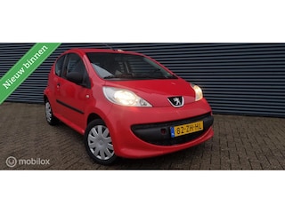 Peugeot 107 1.0-12V XS