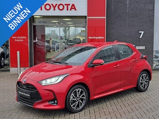Toyota Yaris 1.5 Hybrid Dynamic STOELVERWARMING APPLE & ANDROID FULL LED PARKEERCAMERA ELEK. BUITENSPIEGELS