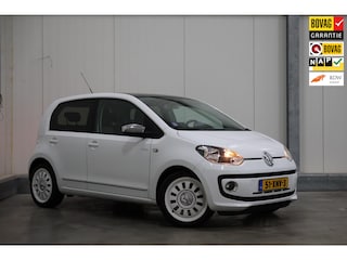 Volkswagen Up 1.0 high up! Pano!
