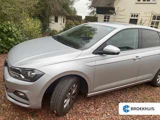 Volkswagen Polo Highline Stoelverwarming | Carplay | 15" Lichtmetaal | Climate Control | Cruise Control | Airco (automatisch) | Apple Carplay/Android Auto|telefoonintegratie premium | DAB ontvanger