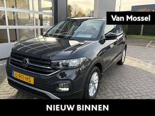 Volkswagen T-Cross 1.0 TSI Life 95 PK | Airco | Navigatie | Apple Carplay | Adaptieve Cruise Control | Lane Assist | Parkeersensoren voor-en achter | Buitenspiegels elektrisch verstelbaar |