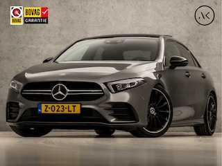 Mercedes-Benz A-klasse 200 Premium Plus AMG Automaat 164Pk (APPLE CARPLAY, PANORAMADAK, SFEERVERLICHTING, STOELVERWARMING, CAMERA, SPORTSTOELEN, NIEUWE APK, NIEUWSTAAT)