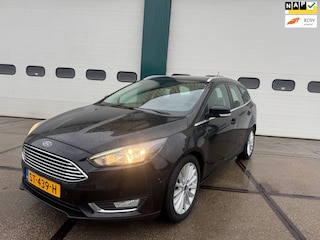 Ford Focus Wagon 1.0 Titanium