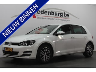 Volkswagen Golf 1.2 TSI Trendline - Navi / Bluetooth / Camera