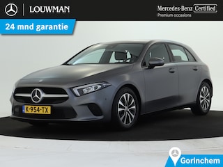 Mercedes-Benz A-klasse 160 Business Solution Ledkoplampen | Parkeerpakket met achteruitrijcamera | Stoelverwarming Voor | Spiegelpakket | Inclusief 24 maanden MB Certified garantie voor Europa.