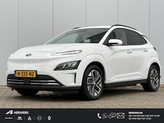 Hyundai Kona EV Premium 64 kWh / Navigatie / Adaptieve Cruise Control / Stoelverwarming en stoelverkoeling / Boekjes / Climate Control /