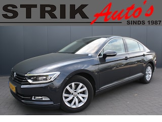 Volkswagen Passat 1.5 TSI Comfortline Business AUTOMAAT - NAVIGATIE - TREKHAAK