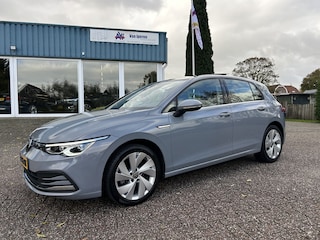 Volkswagen Golf 1.5 eTSI Style