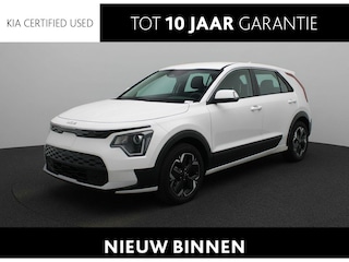 Kia Niro EV Light Edition 64.8 kWh | Camera | Cruise Control | Navigatie | Parkeer Sensoren | NIEUW! | LAGE BIJTELLING!
