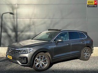 Volkswagen Touareg 3.0 TDI R-Line