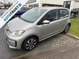 Volkswagen Up BEATS AIRCO,LMV,CRUISE,CAMERA,LANE ASIST 1.0