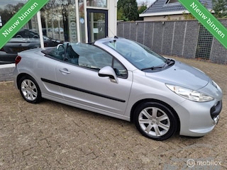 Peugeot 207 CC 1.6 VTi Première