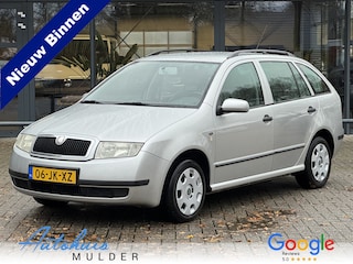 Skoda Fabia Combi 1.4 Comfort Airco/Cruise/Trekhaak Nieuwe APK!