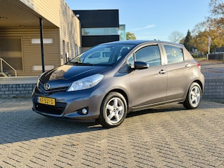 Toyota Yaris 1.3 VVT-i Aspiration [ camera,airco,lmv ]