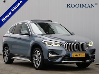 BMW X1 sDrive20i VDL Nedcar Edition 192 Pk Automaat Navigatie / DAB / Camera / Pano-dak / Leer