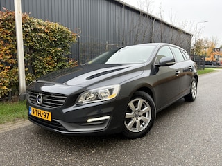 Volvo V60 1.6 D2 Kinetic / AUTOMAAT / NAVI / CRUISE