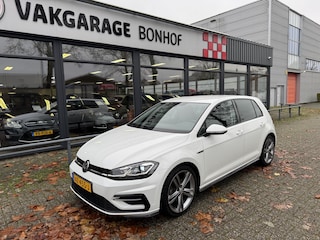 Volkswagen Golf 1.0 TSI Highline R-LINE-VIRTUAL-CLIMA
