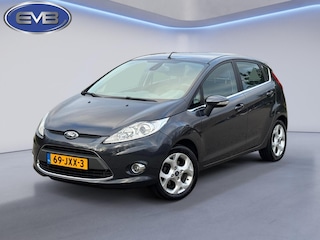 Ford Fiesta 1.25 Titanium 82 kw, 5 deurs, climaat controle, cruise controle, nl auto met nap, licht metalen velgen,vele opties