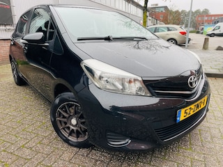 Toyota Yaris 1.0 VVT-i Aspiration Airco bluetooth camera