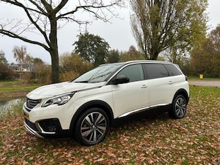 Peugeot 5008 1.2 PureTech Allure Aut8 7P Pano
