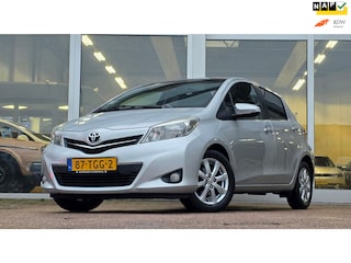 Toyota Yaris 1.3 VVT-i Executive Automaat Panoramadak Camera Navi Mooi!