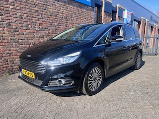 Ford S-MAX 1.5 Titanium 7p. Carplay Trekhaak