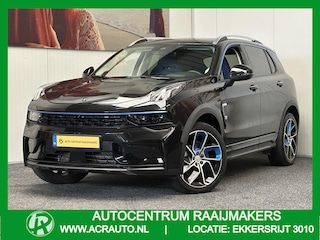 Lynk & Co 01 1.5 100 STUKS OP VOORRAAD ! VOL OPTIES ! 360 CAMERA ADAPTIVE CRUISE CONTROL PANORAMA SCHUIF/KANTELDAK APPLE CARPLAY/ANDROID RIJSTROOKSENSOREN ZEER MOOI !! 3010