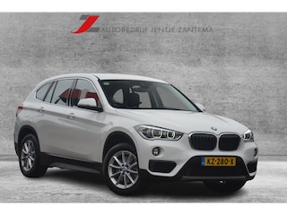 BMW X1 sDrive20i Centennial High Executive | Navigatie | HUD | Leer | Xenon | Stoelverwarming | NL auto!! | Nederlandse auto 124898 NAP dealeronderhouden zeer compleet nette auto