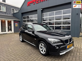 BMW X1 SDrive18i Executive / Pano / Leder / Cruise / Trekhaak / Zeer nette Auto.