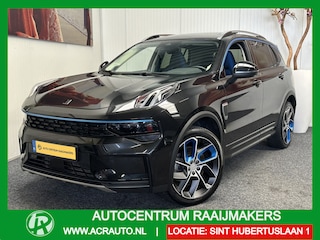 Lynk & Co 01 1.5 100 STUKS OP VOORRAAD ! VOL OPTIES ! 360 CAMERA ADAPTIVE CRUISE CONTROL PANORAMA SCHUIF/KANTELDAK APPLE CARPLAY/ANDROID RIJSTROOKSENSOREN ZEER MOOI !!
