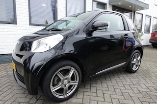 Toyota iQ 1.0 VVTI BLACK EDIT. ONVERWOESTBAAR !