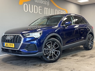 Audi Q3 45 TFSI e Stoelverwarming/Parkeersensoren/Trekhaak