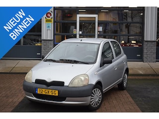 Toyota Yaris 1.0-16V VVT-i Terra Km 236000