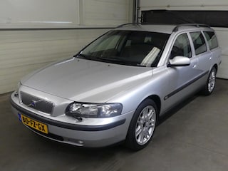 Volvo V70 2.3 T-5 Geartr. - Automaat - Leer - Netjes Onderhouden