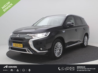 Mitsubishi Outlander 2.4 PHEV S-Edition / Trekhaak / 1500 KG Trekgewicht / Dealer onderhouden / Fabrieksgarantie tot 24-05-2027 / Navigatie / Apple CarPlay / Android Auto / Stoelverwarming voor / Achteruitrijcamera / Historie aanwezig /