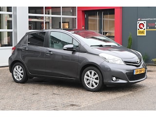 Toyota Yaris 1.3 VVT-i 99pk Executive 5drs Automaat | 1e-eigenaar | Panoramdak | Camera | Keyless | Cruise | Climate