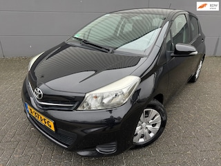 Toyota Yaris 1.3 VVT-i Comfort*APK*NAP*CAMERA*ELKT-RAAM*C-D AFSTAND