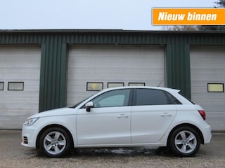 Audi A1 1.0 TFSI PRO LINE