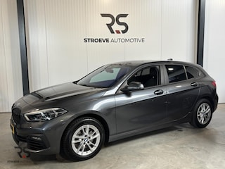 BMW 118i Sport Edition | Navi | LED | Cruise | PDC | CarPlay | Virtual | Org NLD |