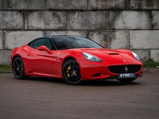 Ferrari California 4.3 V8 | 2010 | NL-auto | 1e eigenaar | 18.474 km | Rosso Scuderia