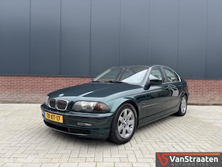 BMW 328i Executive | Automaat | Leder | Youngtimer