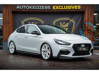 Hyundai i30 Fastback 2.0 T-GDI N1 Panodak Pops And Bangs Navigatie Camera Stoelverw. Alcantara Keyless Stoel Stuurverw.