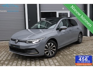 Volkswagen Golf 1.5 eTSI Style PANO camera DSG