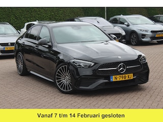 Mercedes-Benz C-klasse 180 AMG Line / Camera / Leder&Alcantara / 18'' / Navigatie / DAB / Dodehoek / Stoelverwarming / Cruise Control