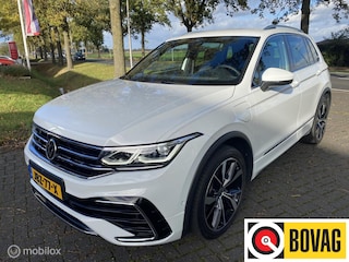 Volkswagen Tiguan 1.4 TSI eHybrid 3 x R-Line I Leder | Camera I Trekhaak | Carplay